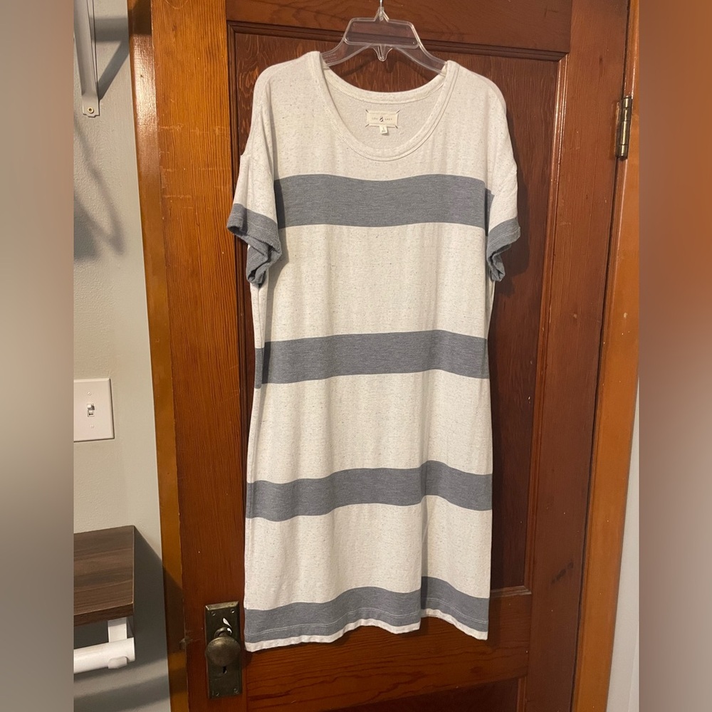 Lou & Grey tshirt dress